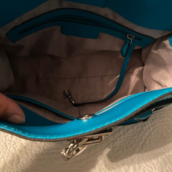 Michael Kors Handbag, turquoise, purse - Picture 4 of 5